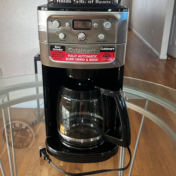 Cuisinart DGB-700BC Fully Automatic Burr Grind Brew TM 12 Cup